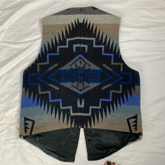 Pendleton, wool vest size 40 - Picture 2 of 6